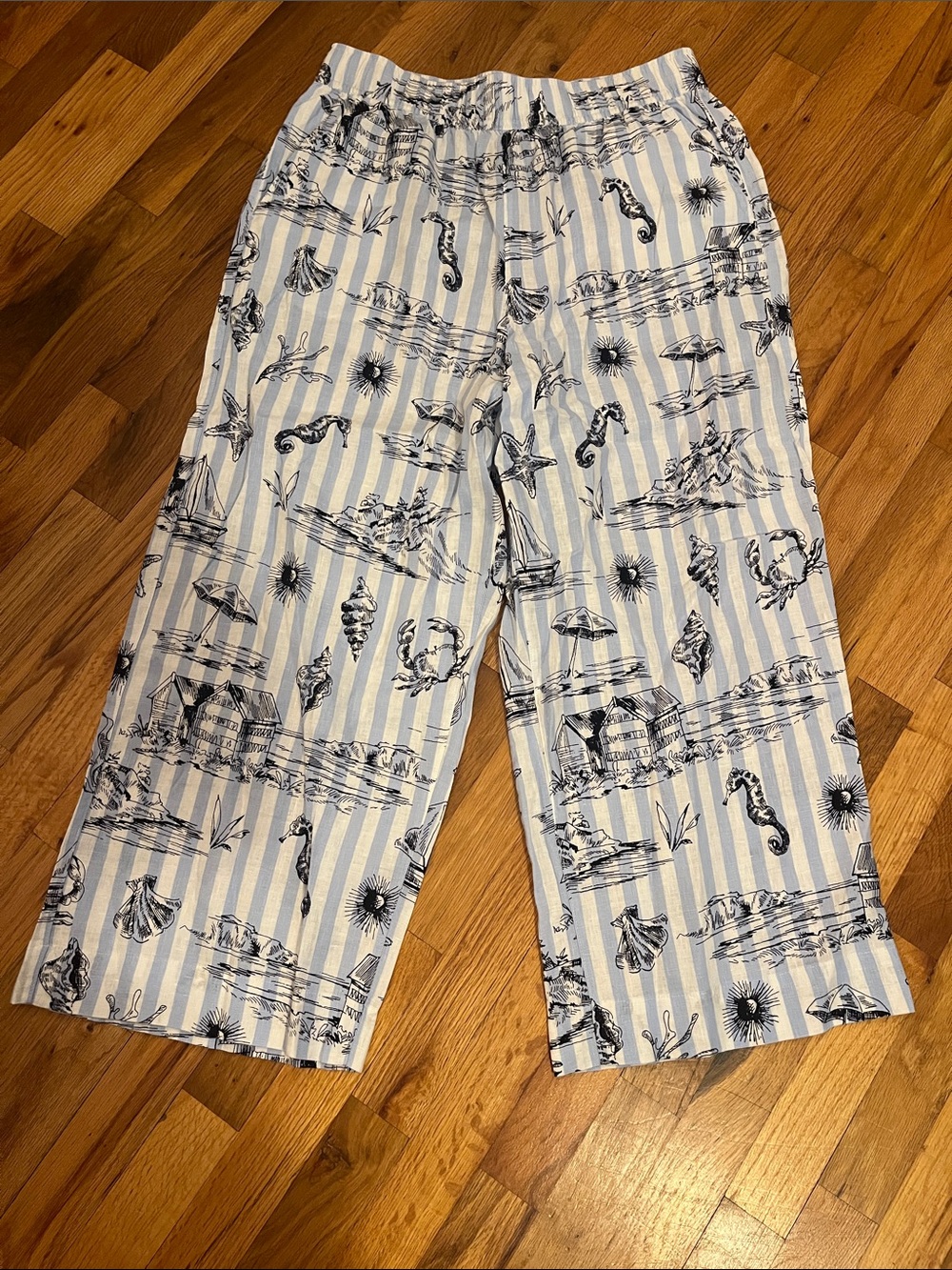 Martha Stewart White and Light Blue Striped Coastal Print linen pants